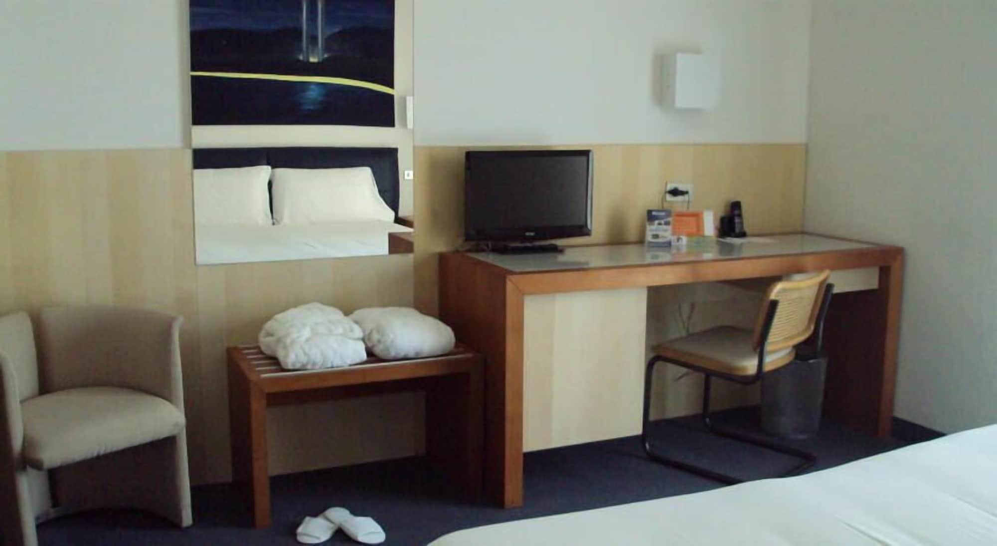 Arte Hotel Perugia Luaran gambar