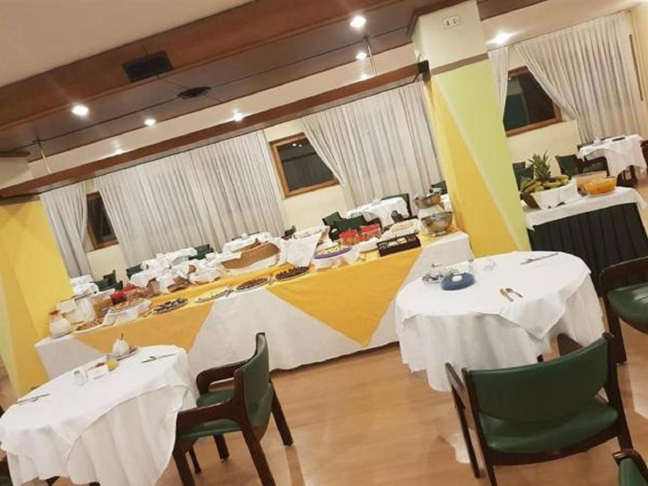 Arte Hotel Perugia Luaran gambar