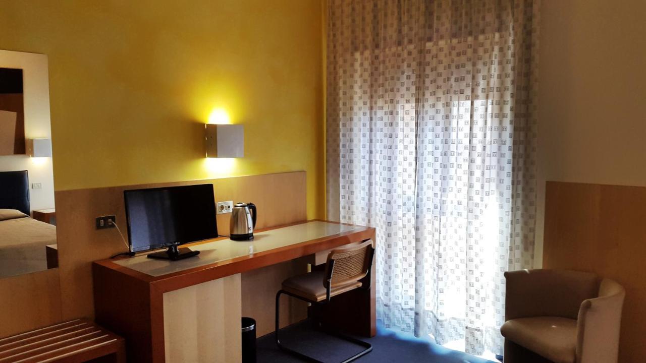 Arte Hotel Perugia Luaran gambar